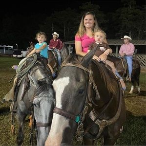 Meet your Posher, Emma